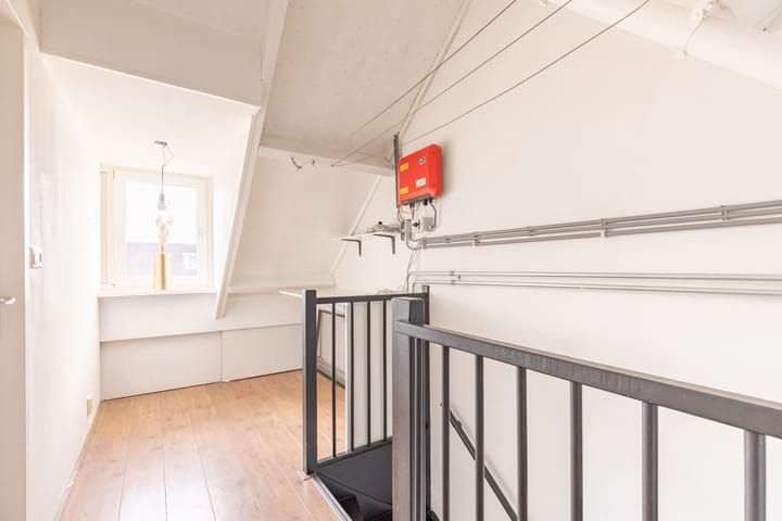 Foto 32 van Henriëtte Roland Holststraat 5