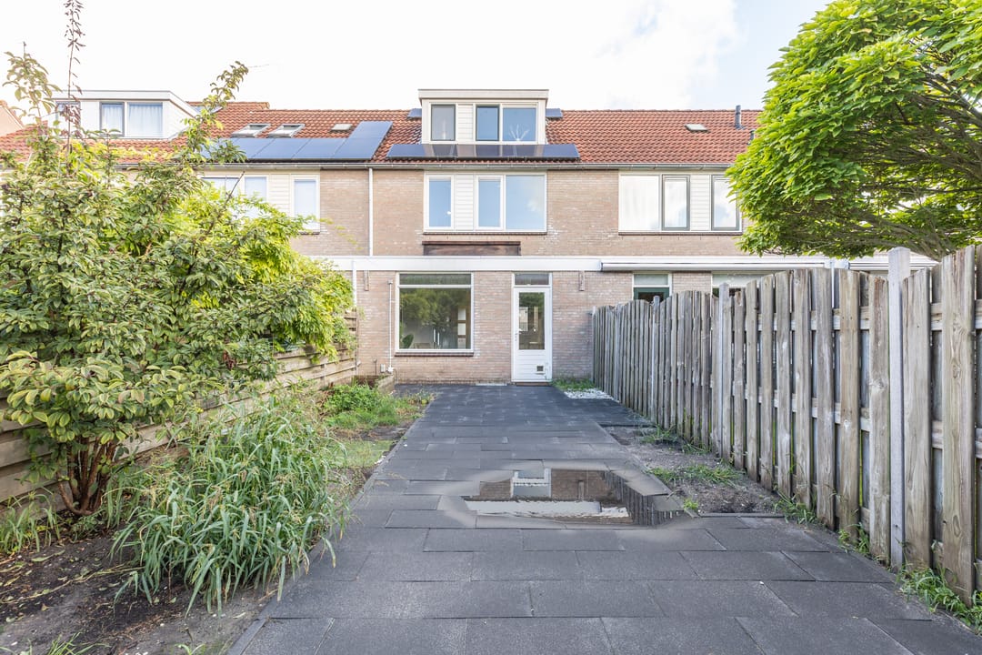 Foto 41 van Henriëtte Roland Holststraat 5