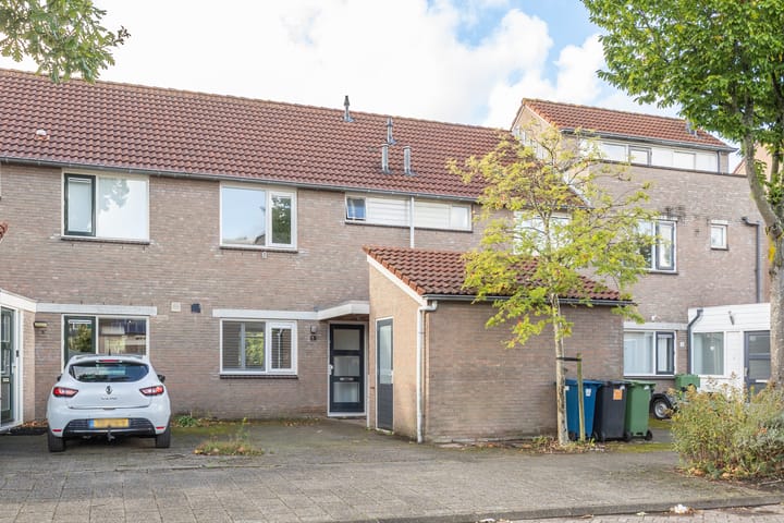 Foto 43 van Henriëtte Roland Holststraat 5