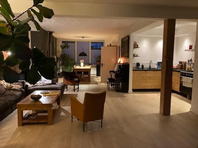 Foto 37 van Wetering 85