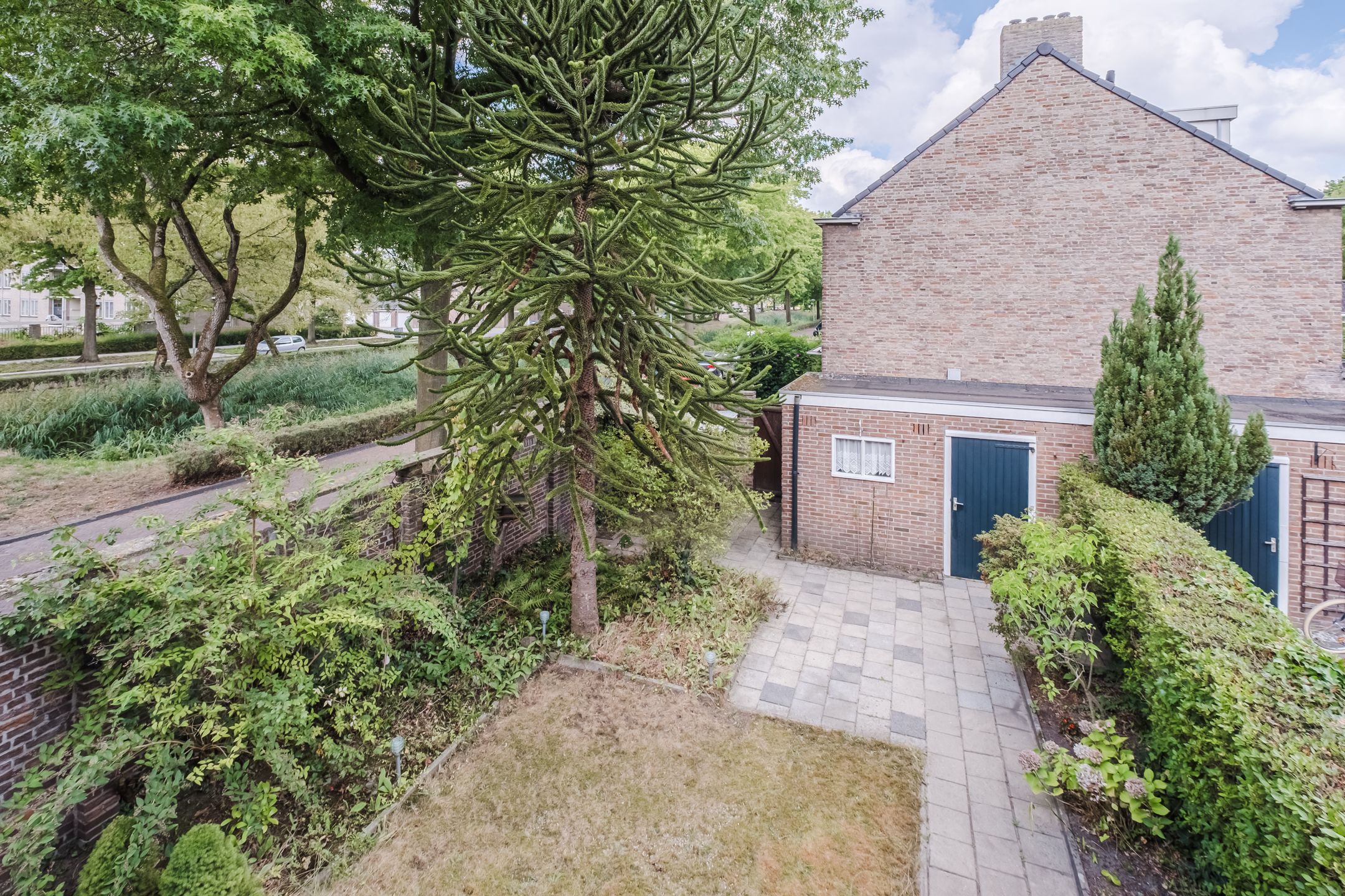 Foto 30 van Jan van Eyckgracht 191