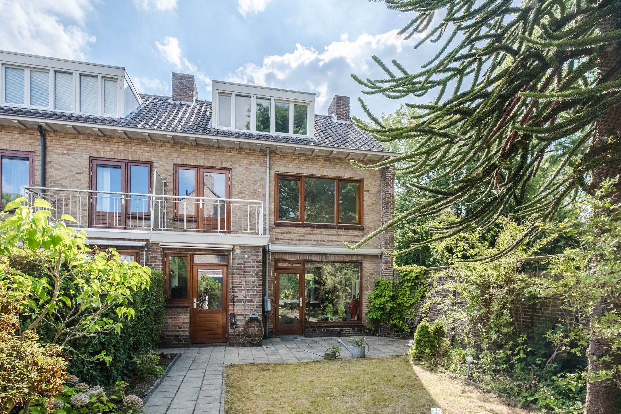 Foto 33 van Jan van Eyckgracht 191