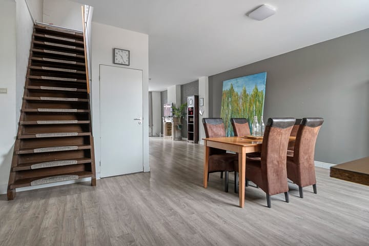 Foto 12 van Koestraat 14