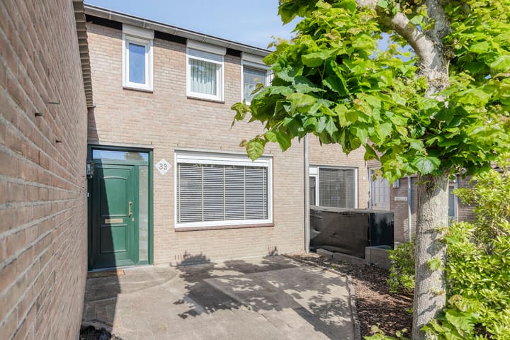 Foto 6 van Tarantostraat 33