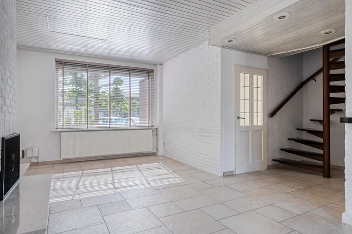 Foto 2 van Tarantostraat 33