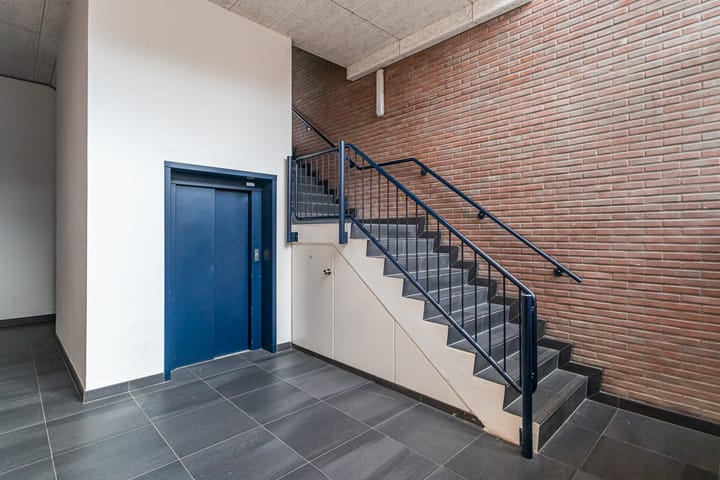 Foto 5 van Veerplein 122