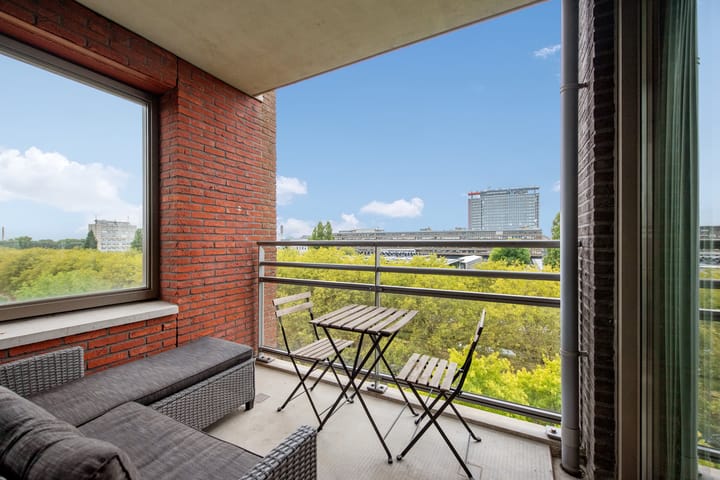 Photo 3 of Van Embdenstraat 94