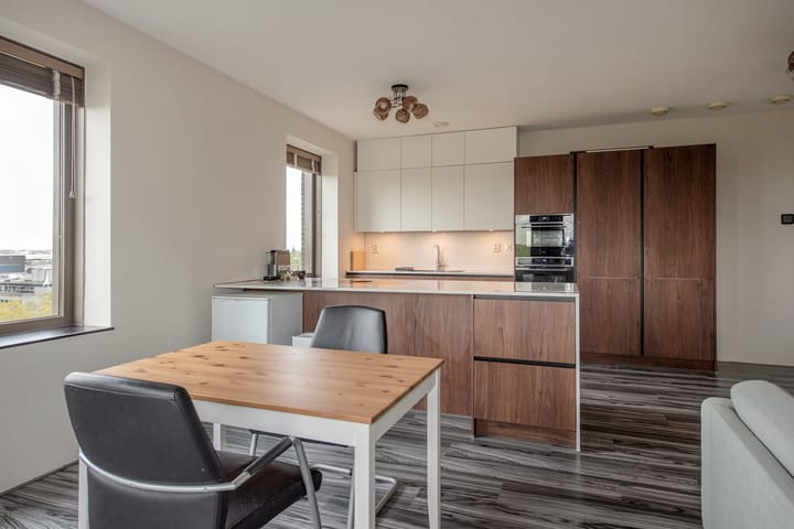 Photo 17 of Van Embdenstraat 94