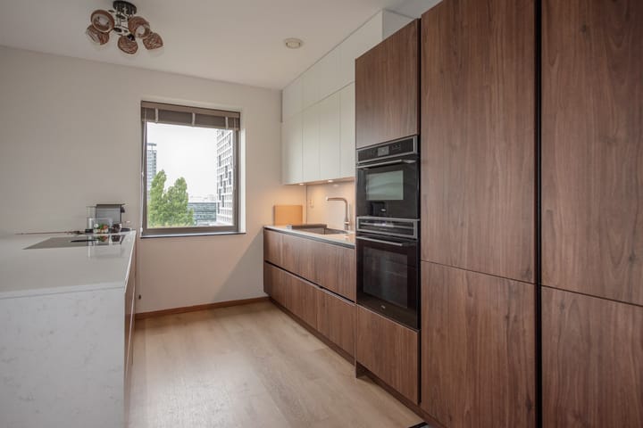 Photo 18 of Van Embdenstraat 94