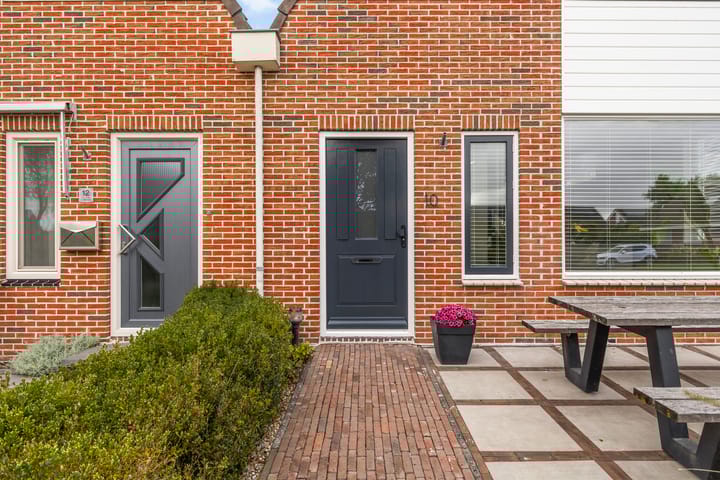 Photo 9 of Miniawier 10