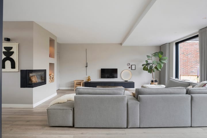 Photo 15 of Miniawier 10