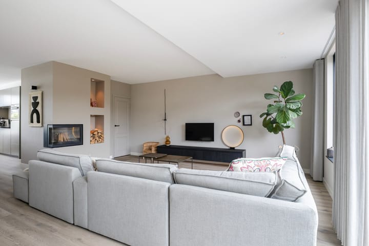 Photo 16 of Miniawier 10