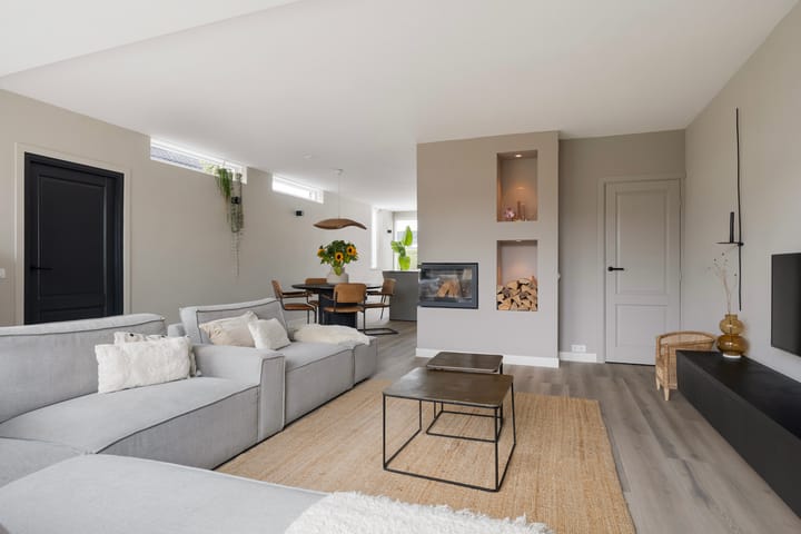 Photo 18 of Miniawier 10