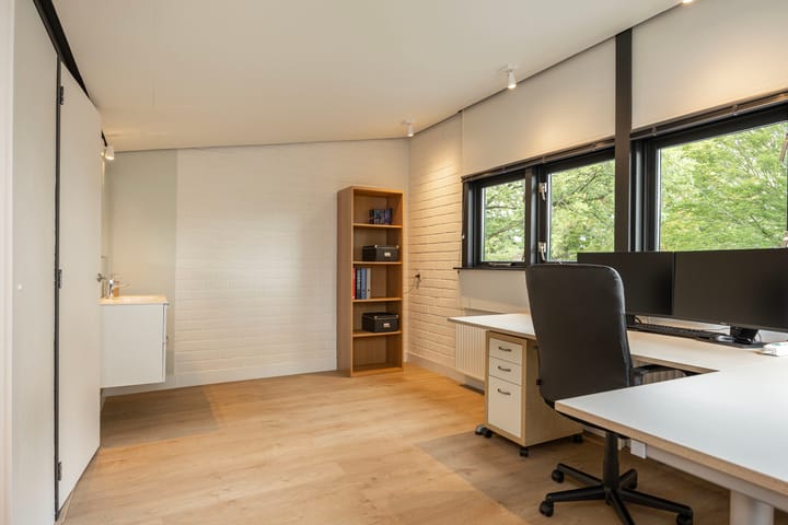 Foto 35 van Dolf Nijhoffstraat 20