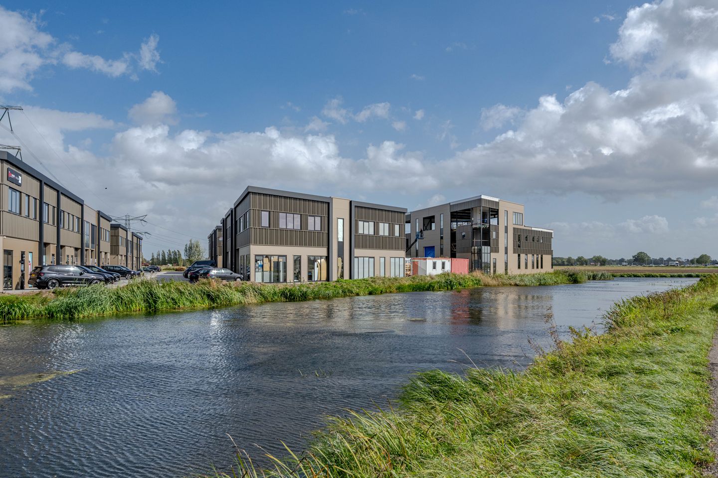 View photo 1 of Reedijk 7-39