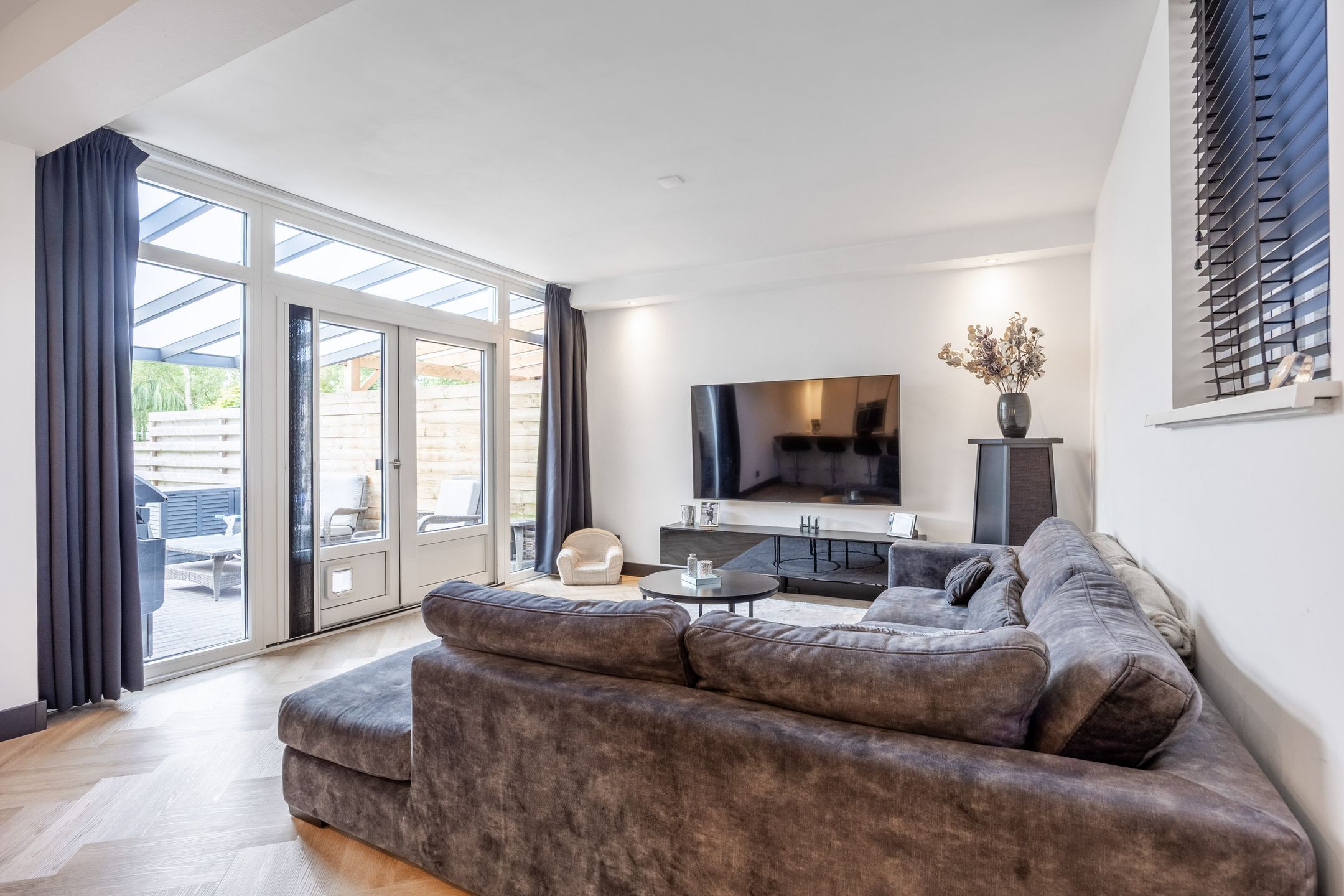 Foto 12 van Ten Oeverlaan 109