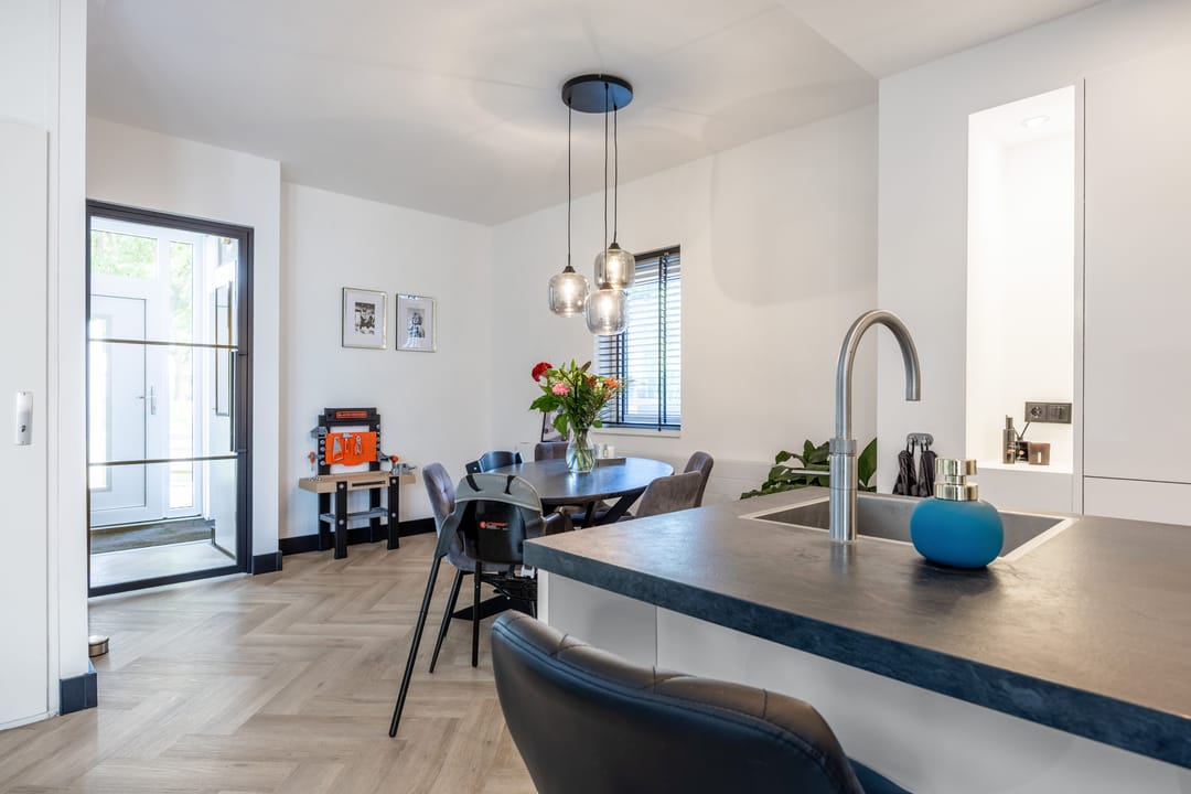 Foto 17 van Ten Oeverlaan 109