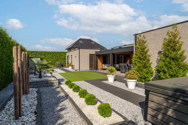 Photo 38 of H.J.M. Wiegersmastraat 9