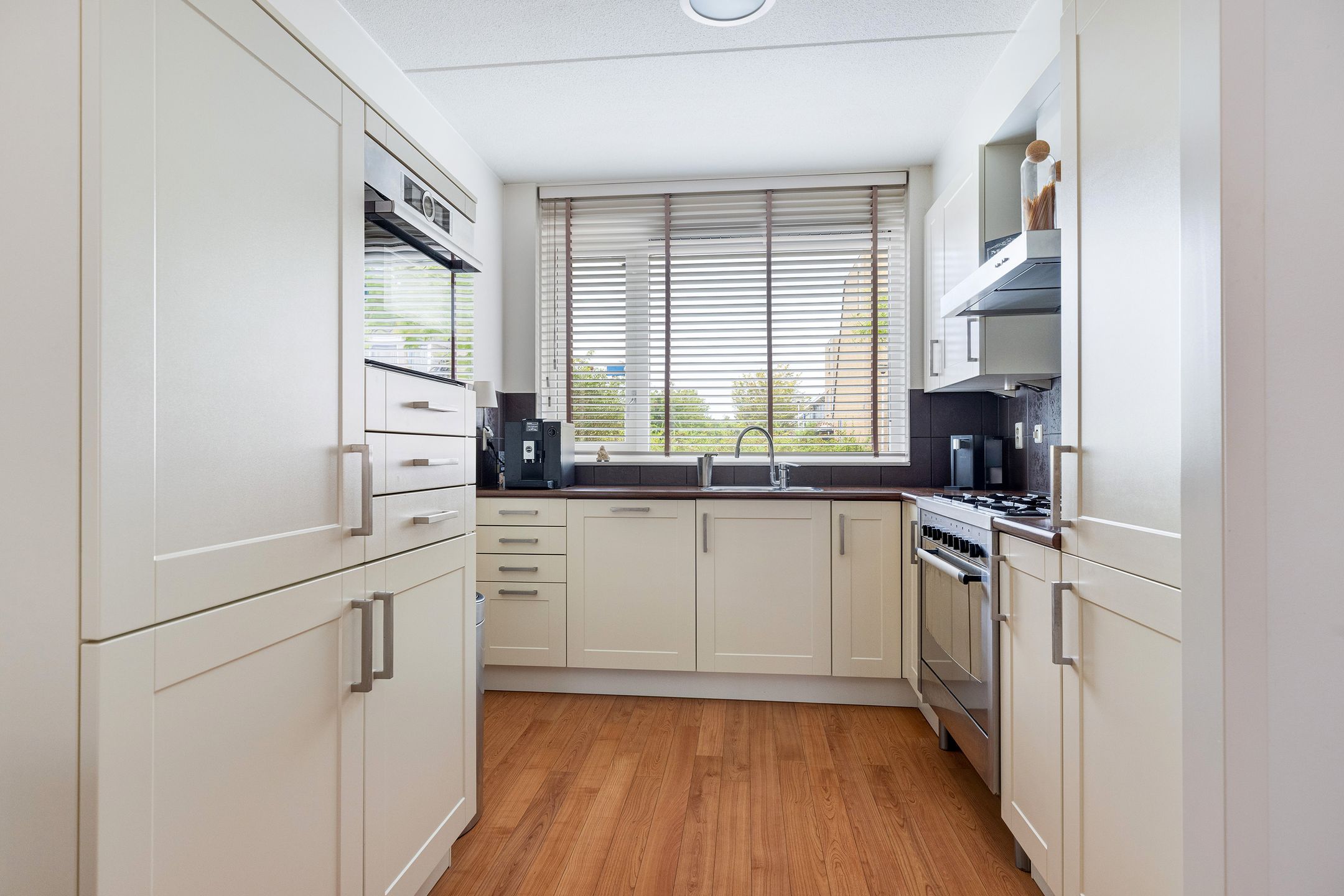 Foto 3 van Titanium 32