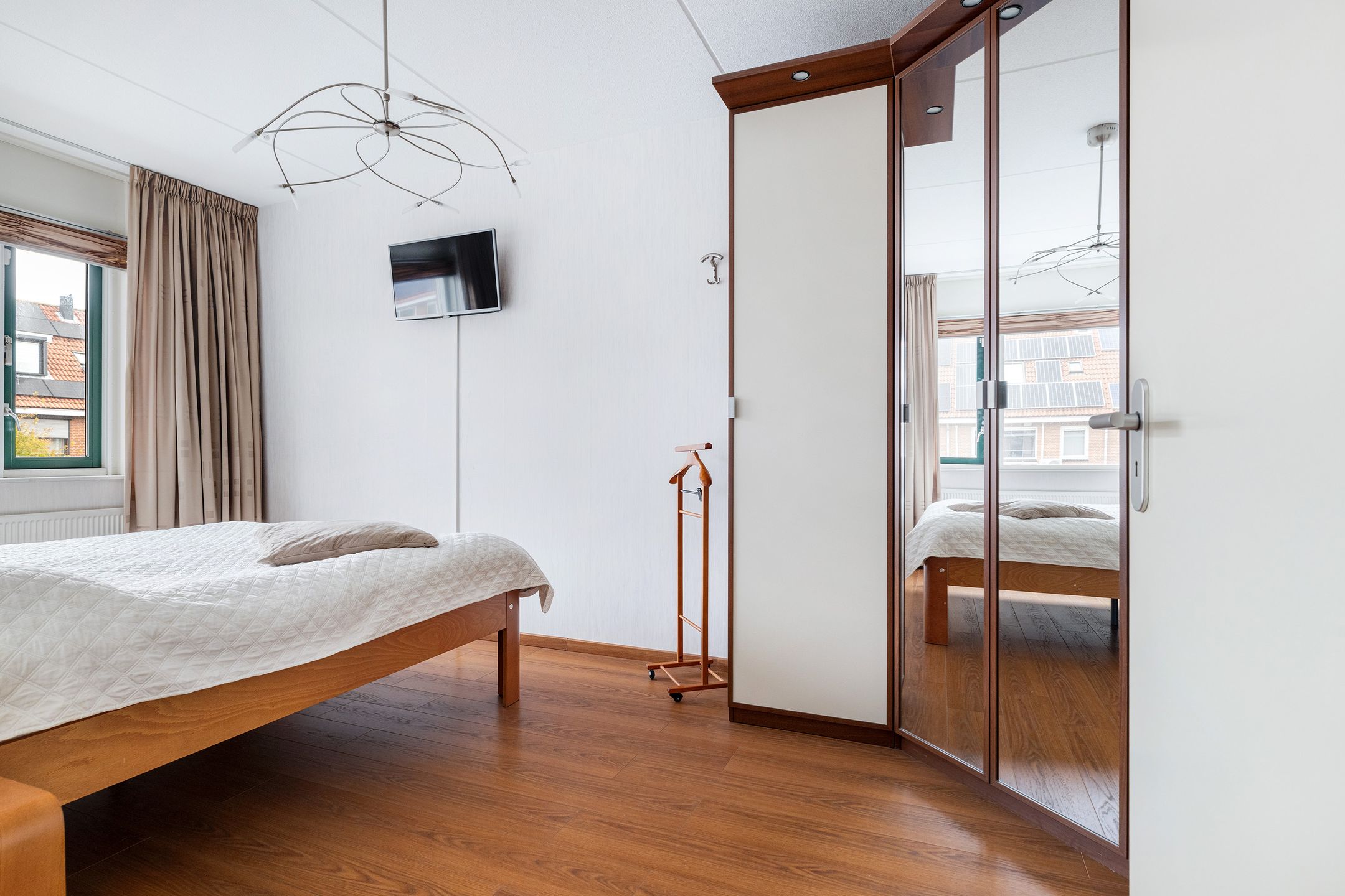 Foto 18 van Titanium 32