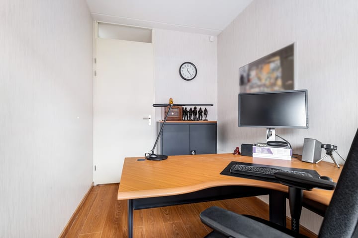 Foto 25 van Titanium 32