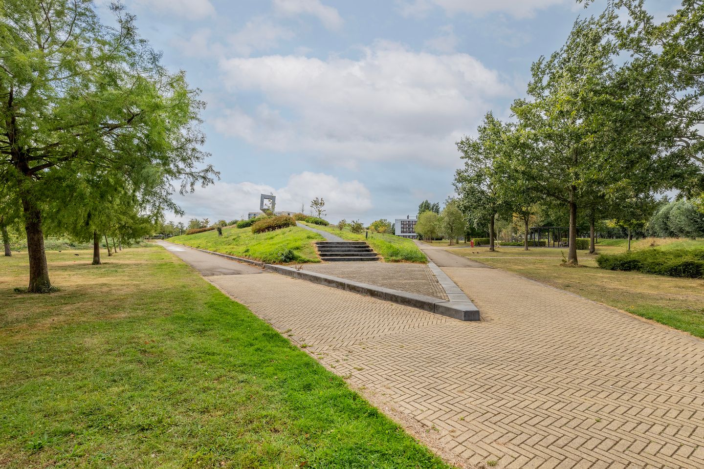 Foto 40 van Titanium 32