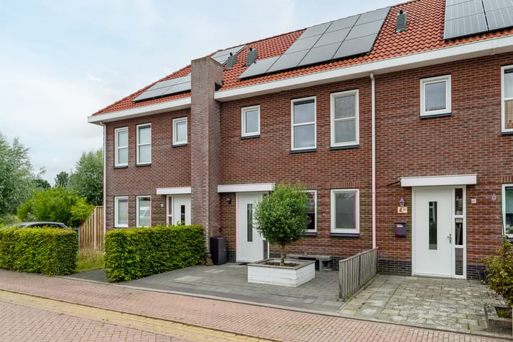 Photo 39 of De Pream 62