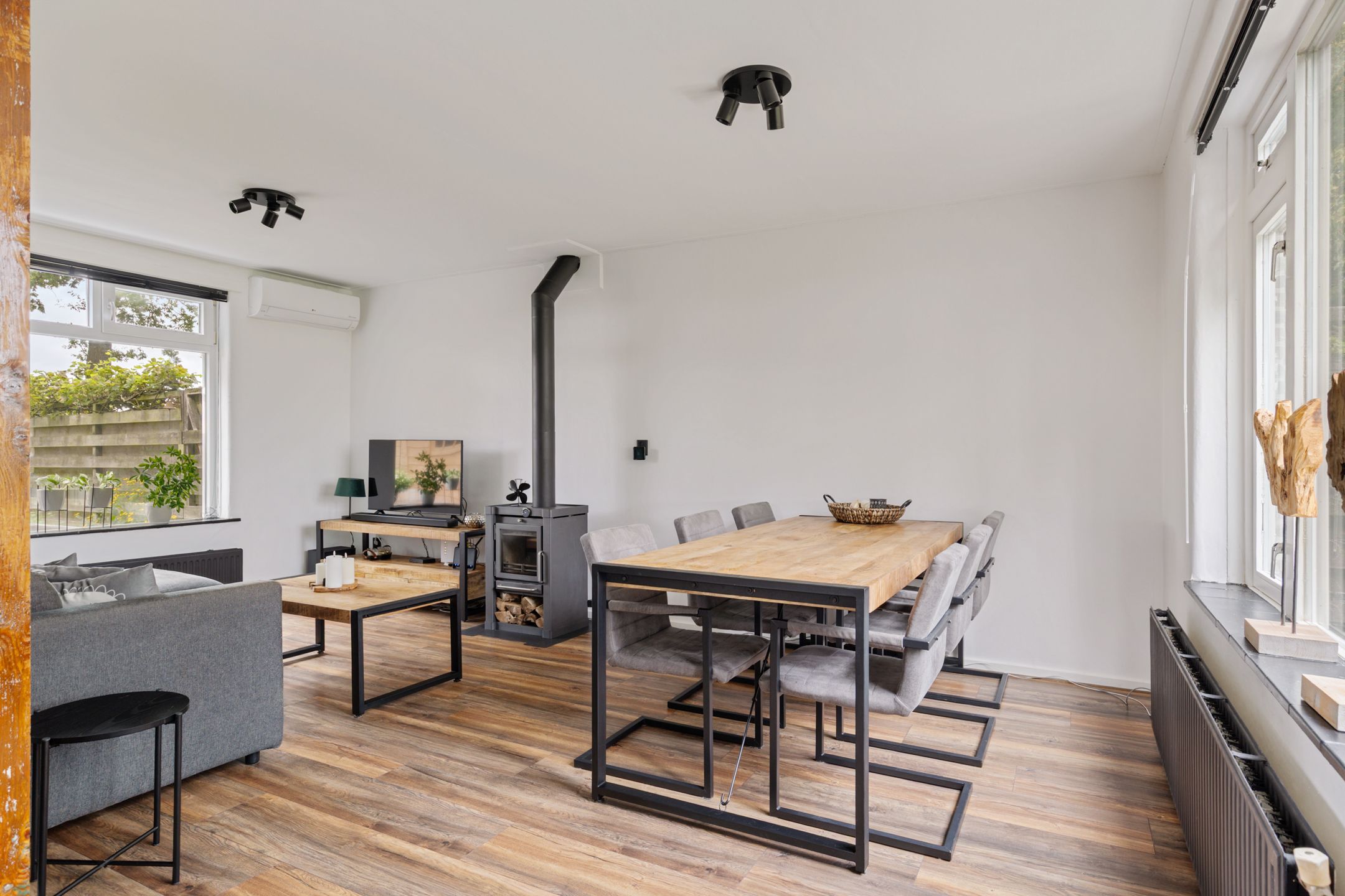 Photo 21 of Burchtweg 19-A