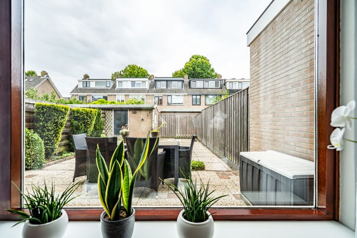 Foto 9 van Van Poelgeestlaan 29