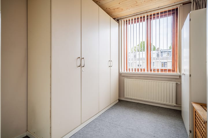 Foto 28 van Van Poelgeestlaan 29