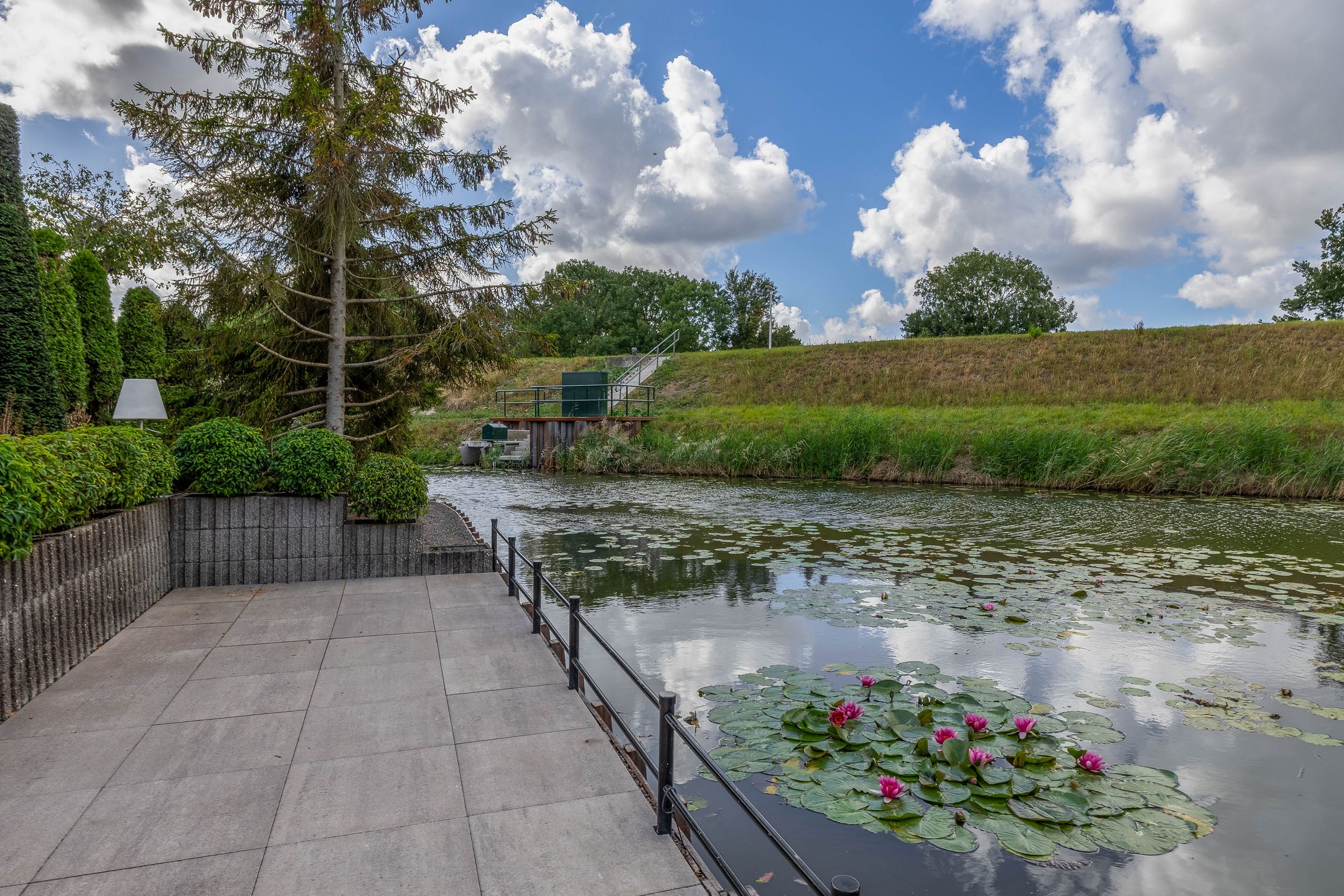 Foto 33 van Willemijn Posthumusstraat 11