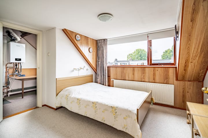 Foto 44 van Van Poelgeestlaan 29