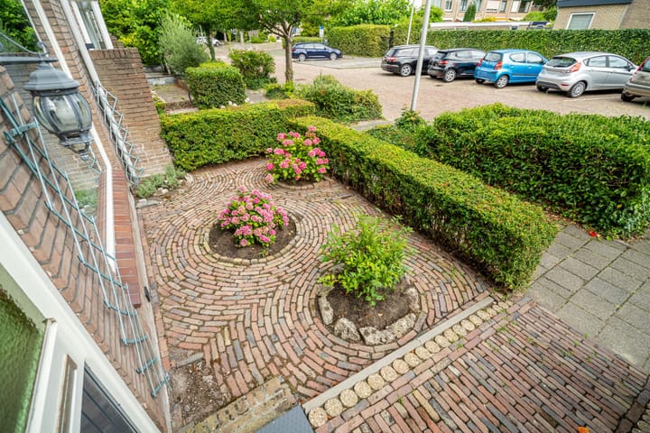 Foto 48 van Van Poelgeestlaan 29