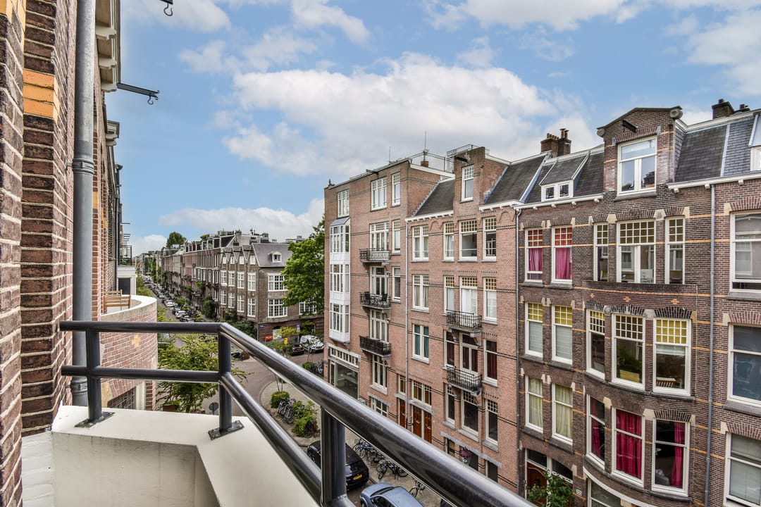 Photo 8 of Valeriusstraat 250-3
