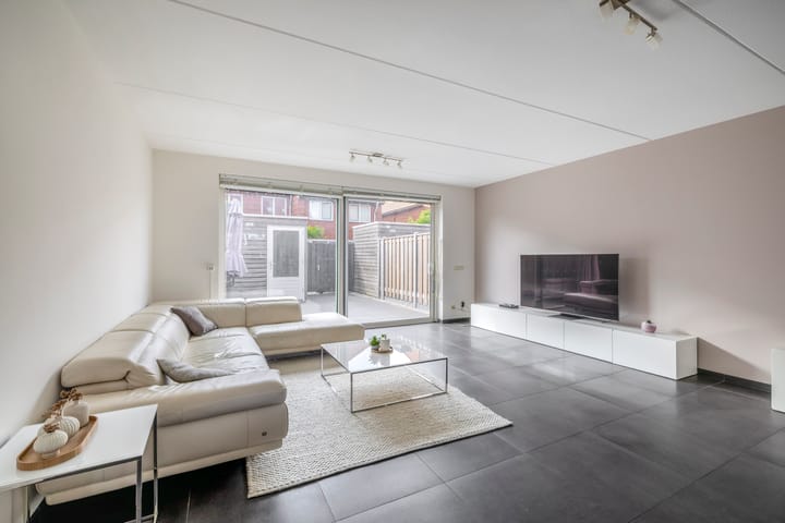 Foto 3 van 1e Lunarelaan 21