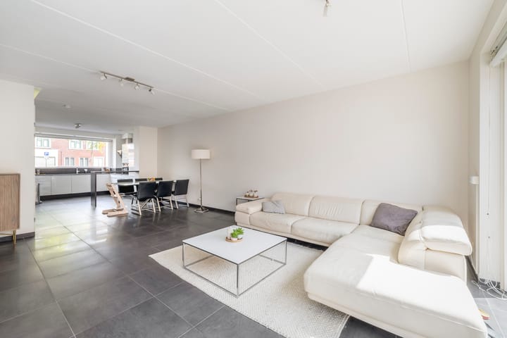 Foto 4 van 1e Lunarelaan 21