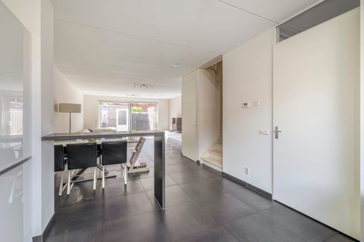 Foto 9 van 1e Lunarelaan 21