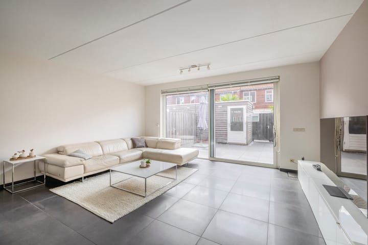 Foto 11 van 1e Lunarelaan 21