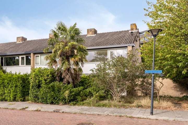 Foto 1 van Rechterenstraat 30