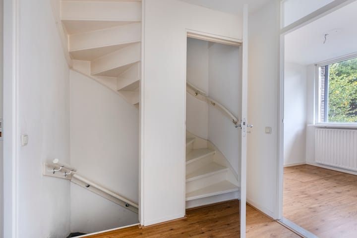 Foto 18 van Rechterenstraat 30