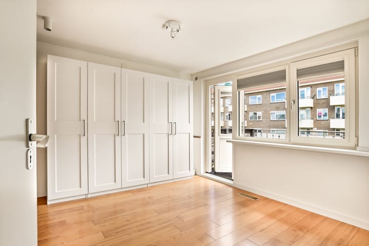 Foto 36 van Lierstraat 63