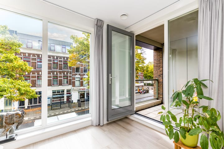 Foto 2 van Roentgenstraat 107