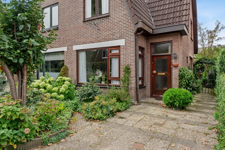 Foto 2 van Heuveloordweg 7