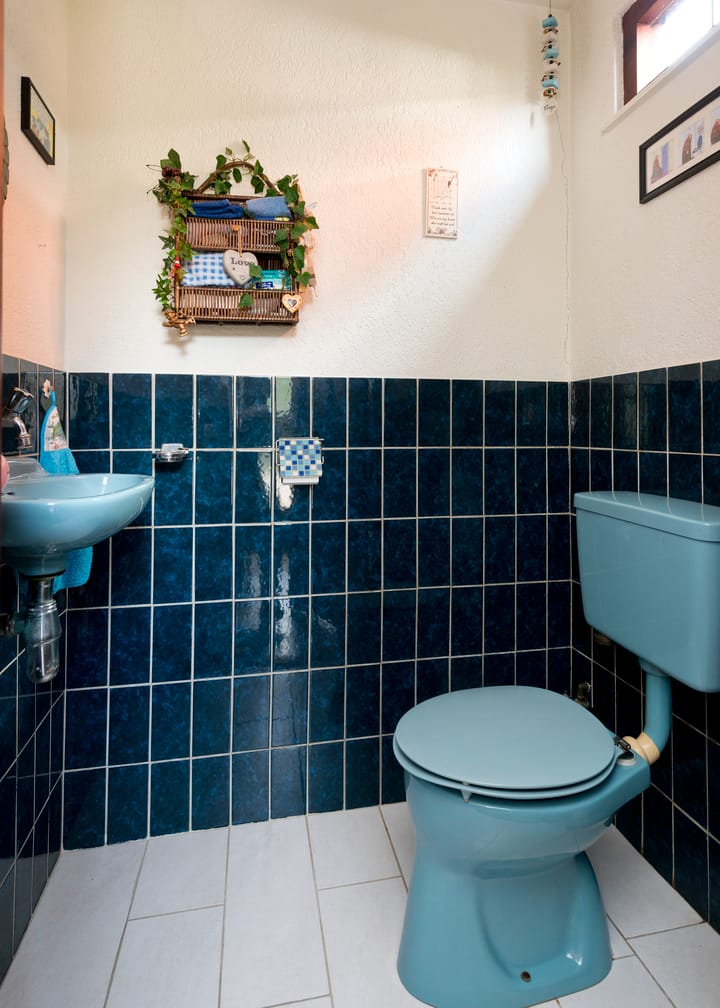 Photo 6 of Heuveloordweg 7