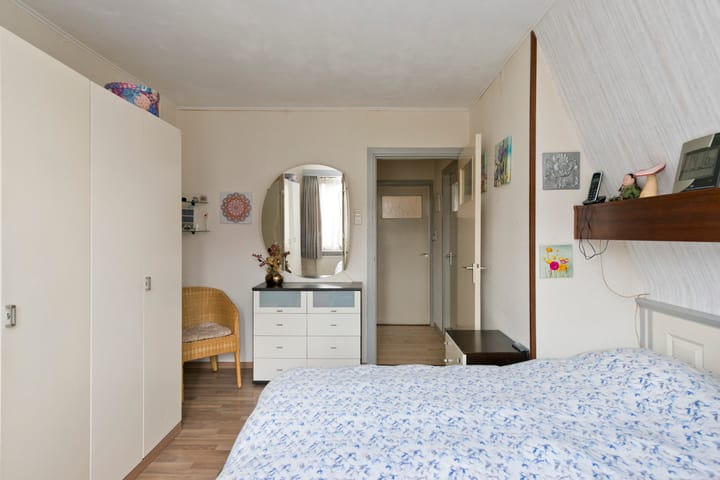 Photo 25 of Heuveloordweg 7