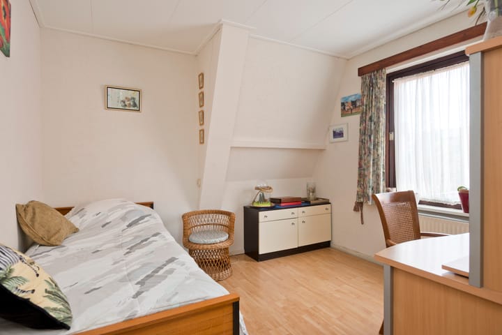 Photo 30 of Heuveloordweg 7