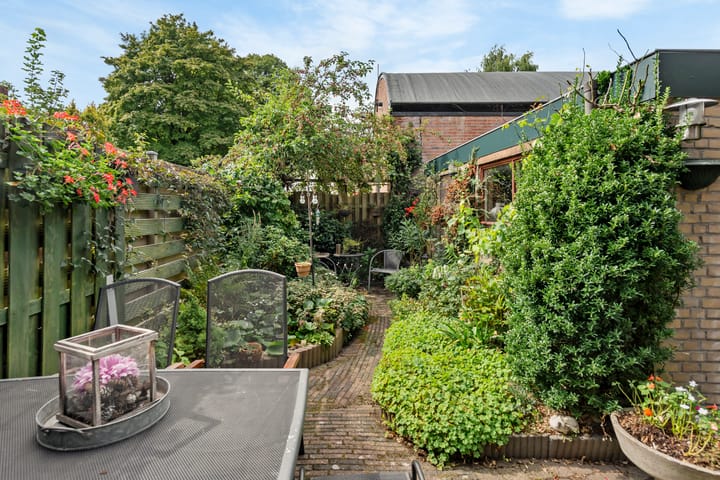 Photo 40 of Heuveloordweg 7