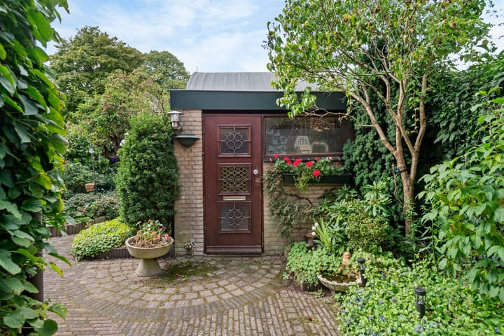 Photo 42 of Heuveloordweg 7