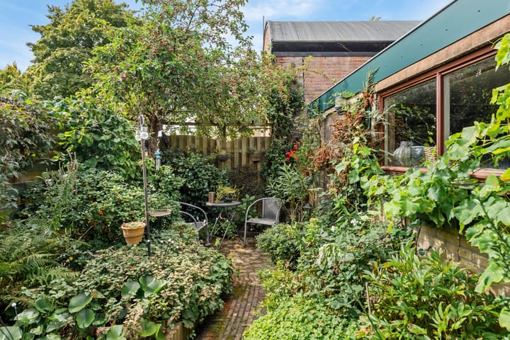 Photo 50 of Heuveloordweg 7