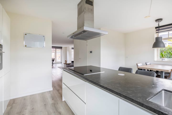 Foto 18 van Lakeienoever 2